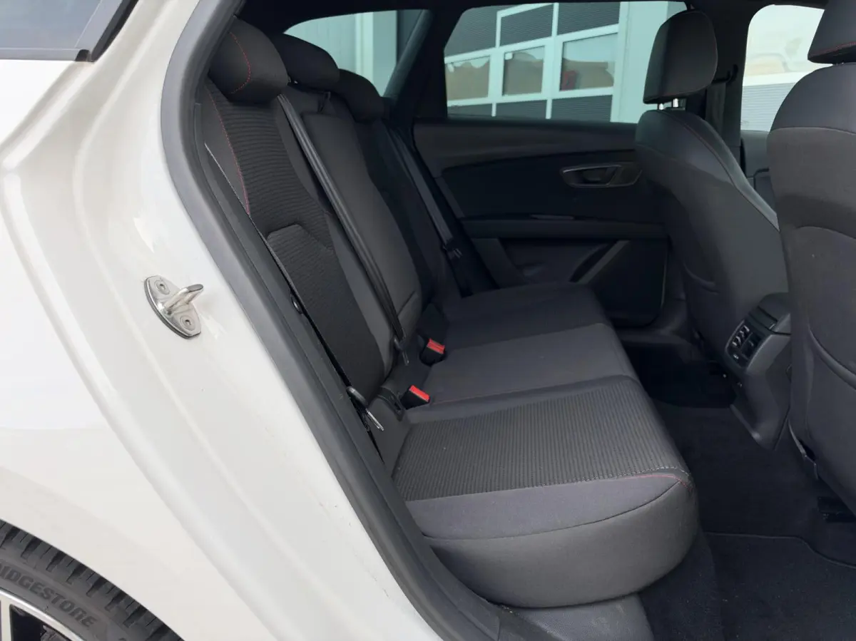 1.5 TSI FR | Carplay | Camera | Cruise | Navigatie | Beats | Stoelverwarming | Sensoren
