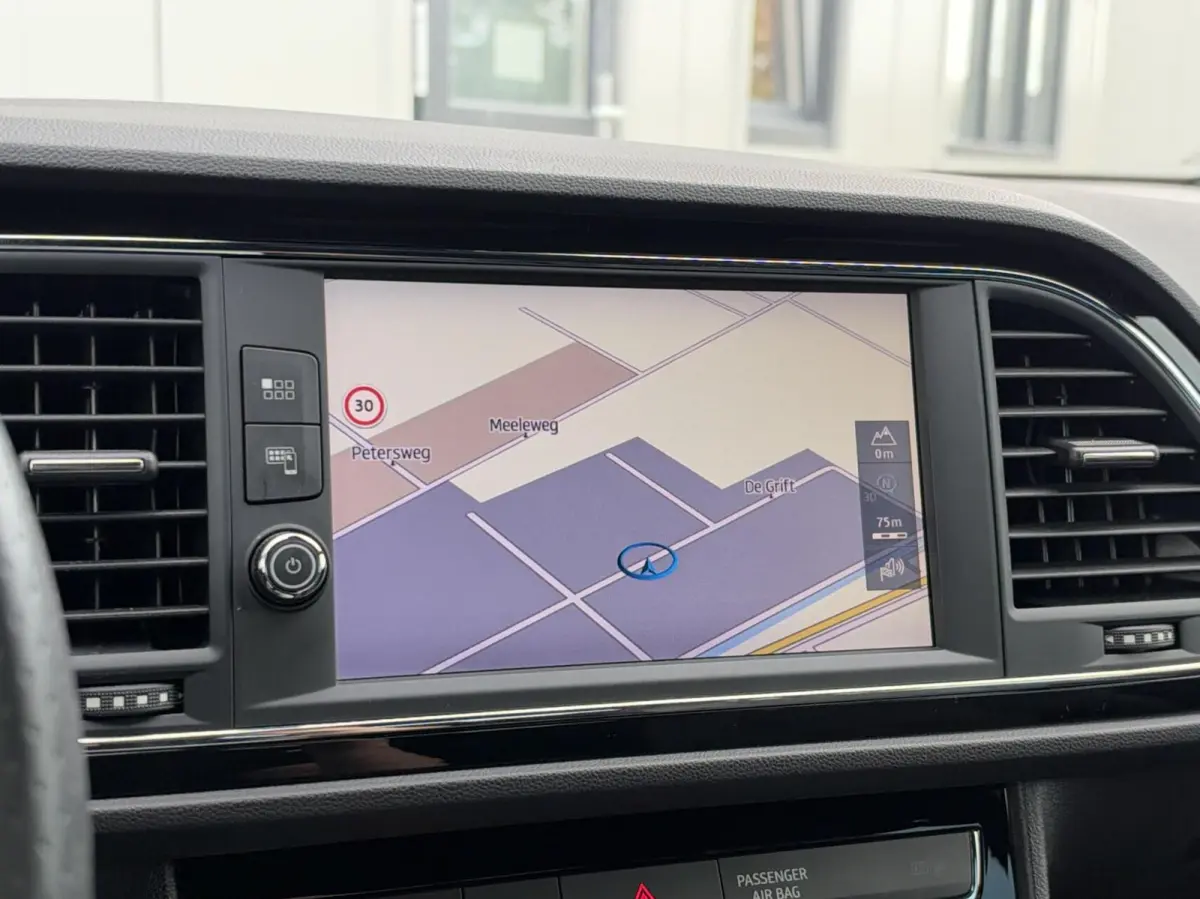 1.5 TSI FR | Carplay | Camera | Cruise | Navigatie | Beats | Stoelverwarming | Sensoren