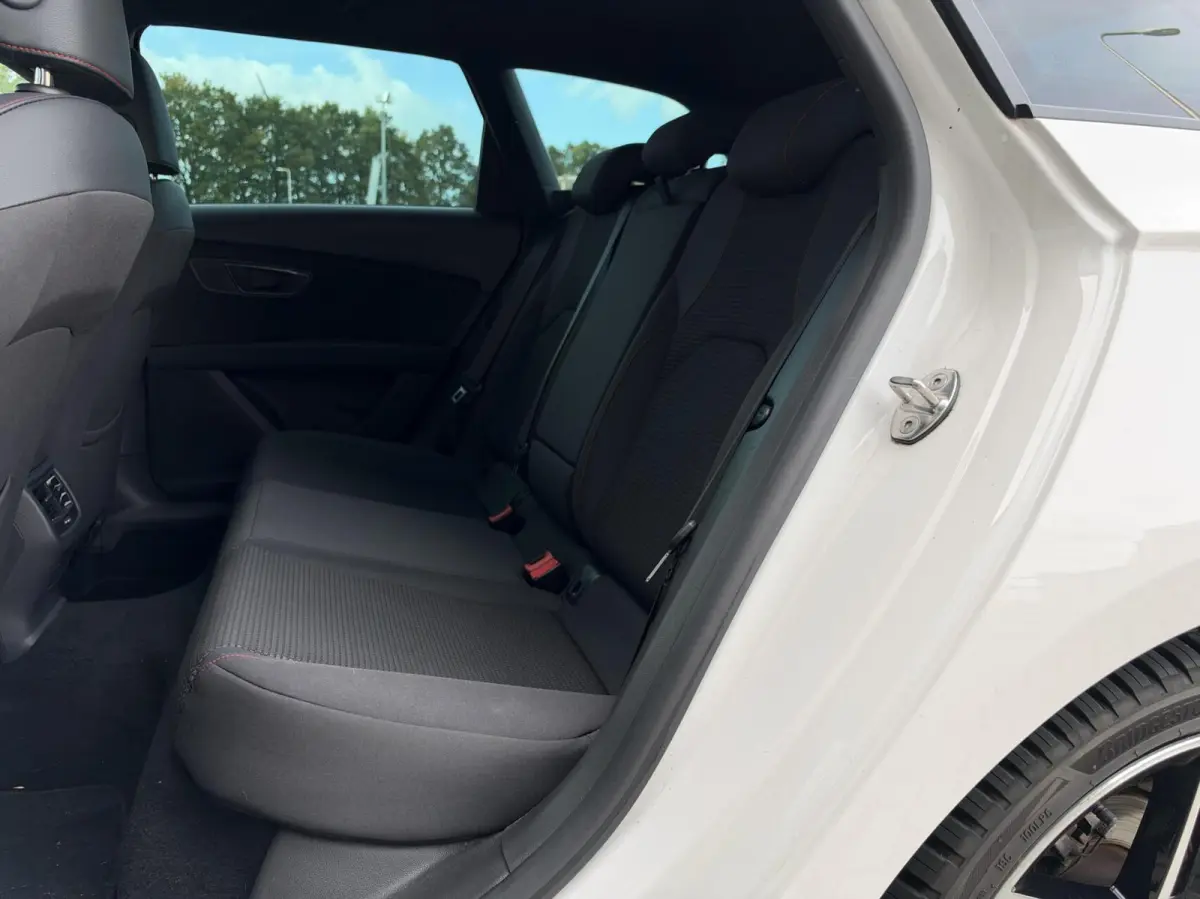 1.5 TSI FR | Carplay | Camera | Cruise | Navigatie | Beats | Stoelverwarming | Sensoren