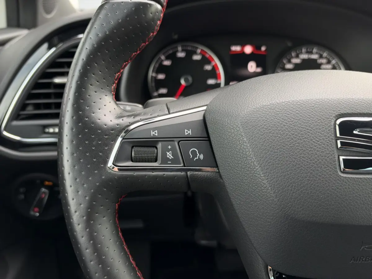 1.5 TSI FR | Carplay | Camera | Cruise | Navigatie | Beats | Stoelverwarming | Sensoren
