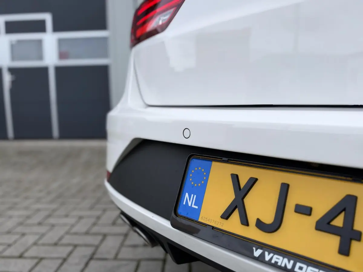 1.5 TSI FR | Carplay | Camera | Cruise | Navigatie | Beats | Stoelverwarming | Sensoren