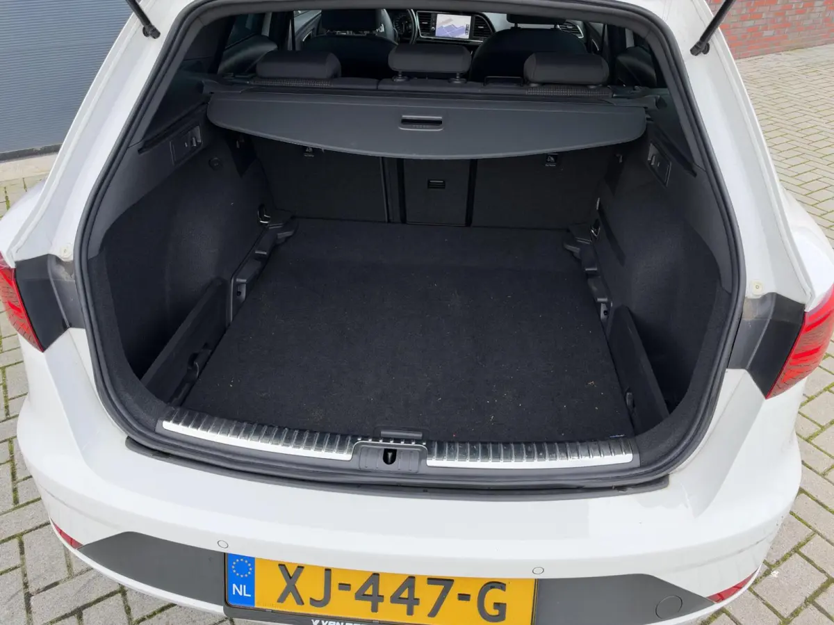 1.5 TSI FR | Carplay | Camera | Cruise | Navigatie | Beats | Stoelverwarming | Sensoren