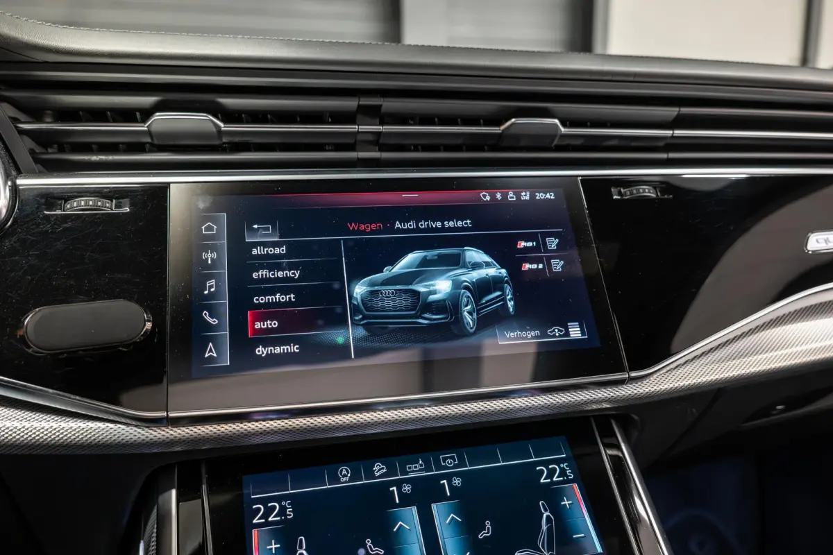 RS 4.0 TFSI quattro Kleppensysteem | Achterasbesturing |  Pano | Softclose l Glascoating