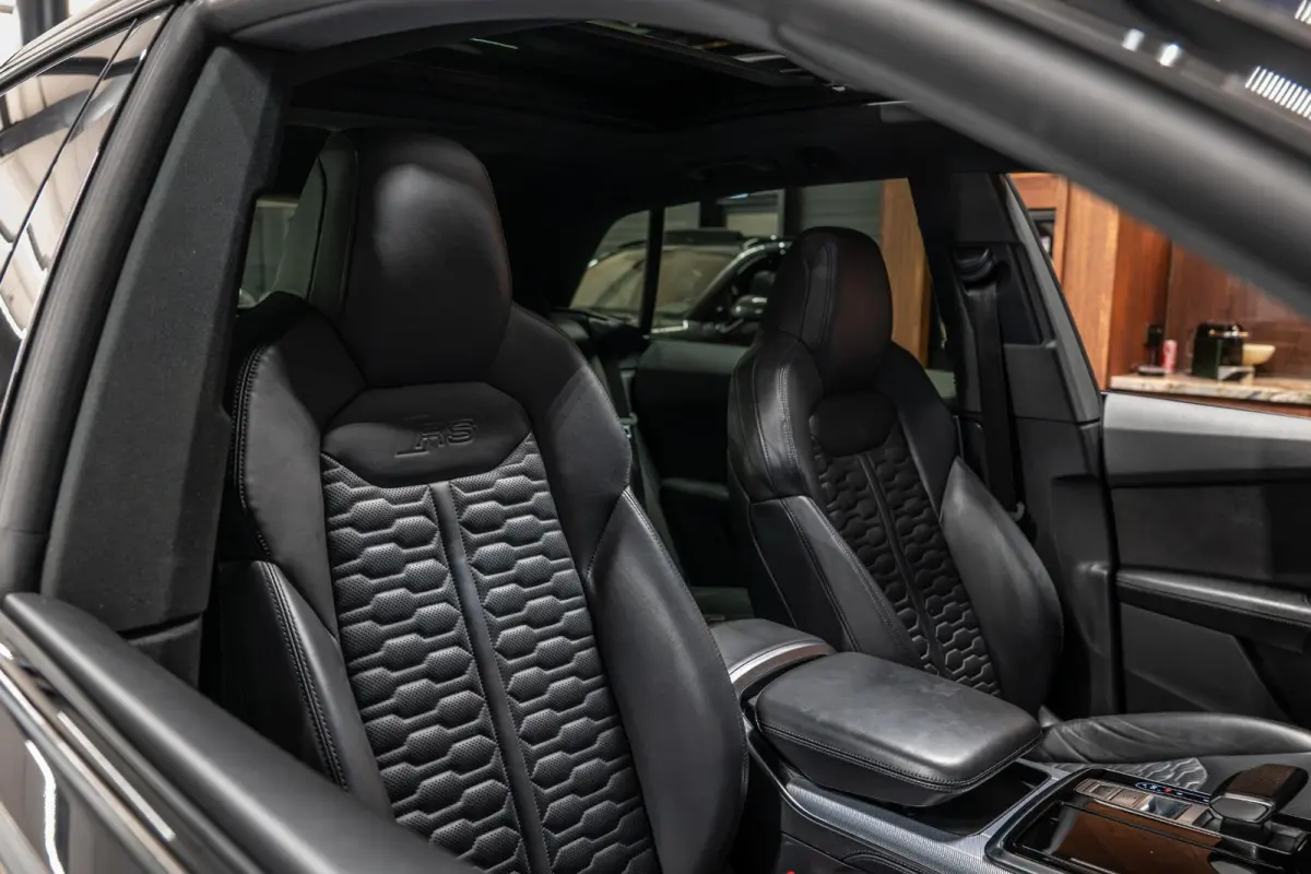 RS 4.0 TFSI quattro Kleppensysteem | Achterasbesturing |  Pano | Softclose l Glascoating