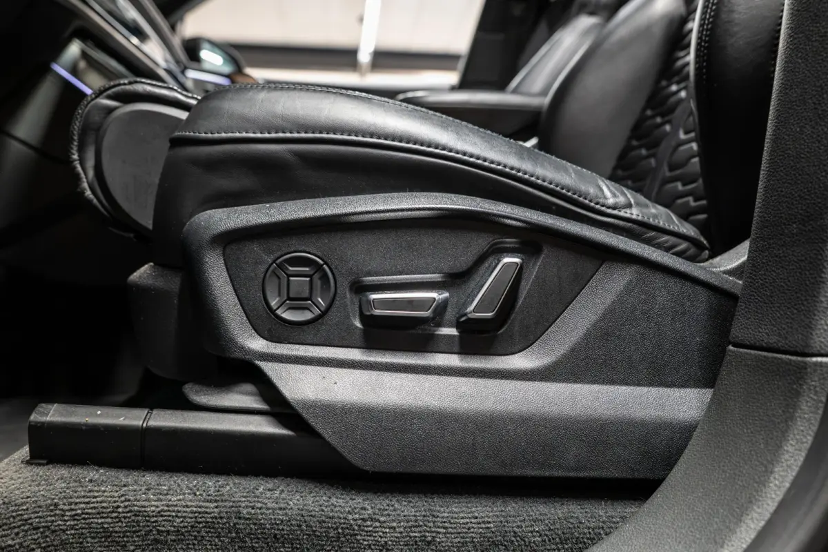 RS 4.0 TFSI quattro Kleppensysteem | Achterasbesturing |  Pano | Softclose l Glascoating