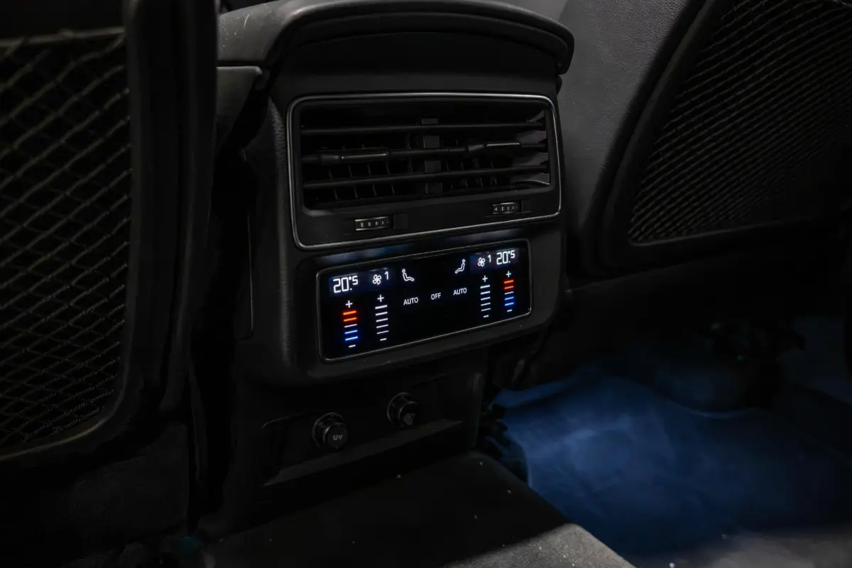RS 4.0 TFSI quattro Kleppensysteem | Achterasbesturing |  Pano | Softclose l Glascoating