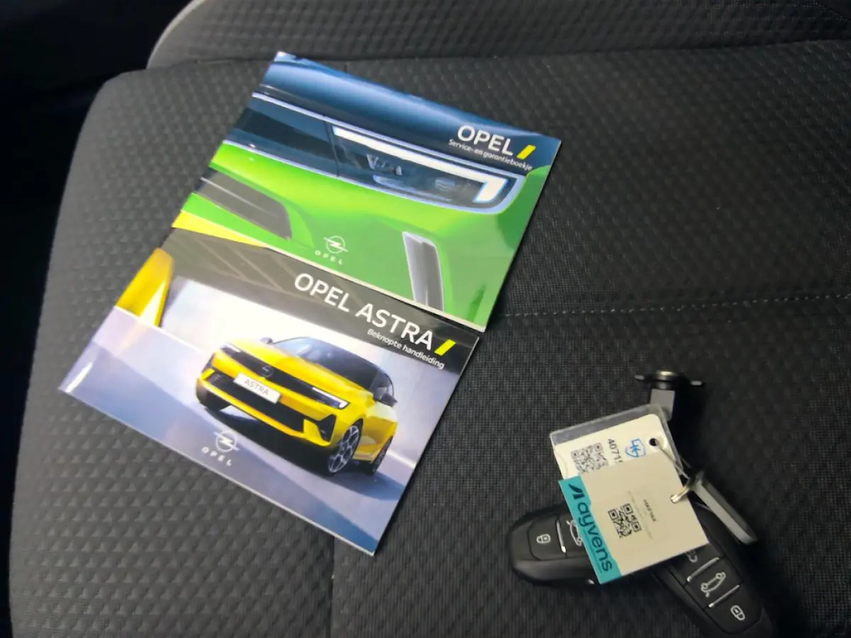 1.2 Turbo Business Edition+Led+Vitrual+Navigatie+Camera+Keyless+trekhaak+Apple-carplay+Sport-Stoelen =NL