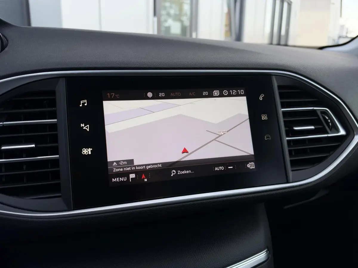 1.2 PureTech Blue Lease Premium | Panorama | Carplay | Camera | Cruise | Sensoren | Lichtmetaal