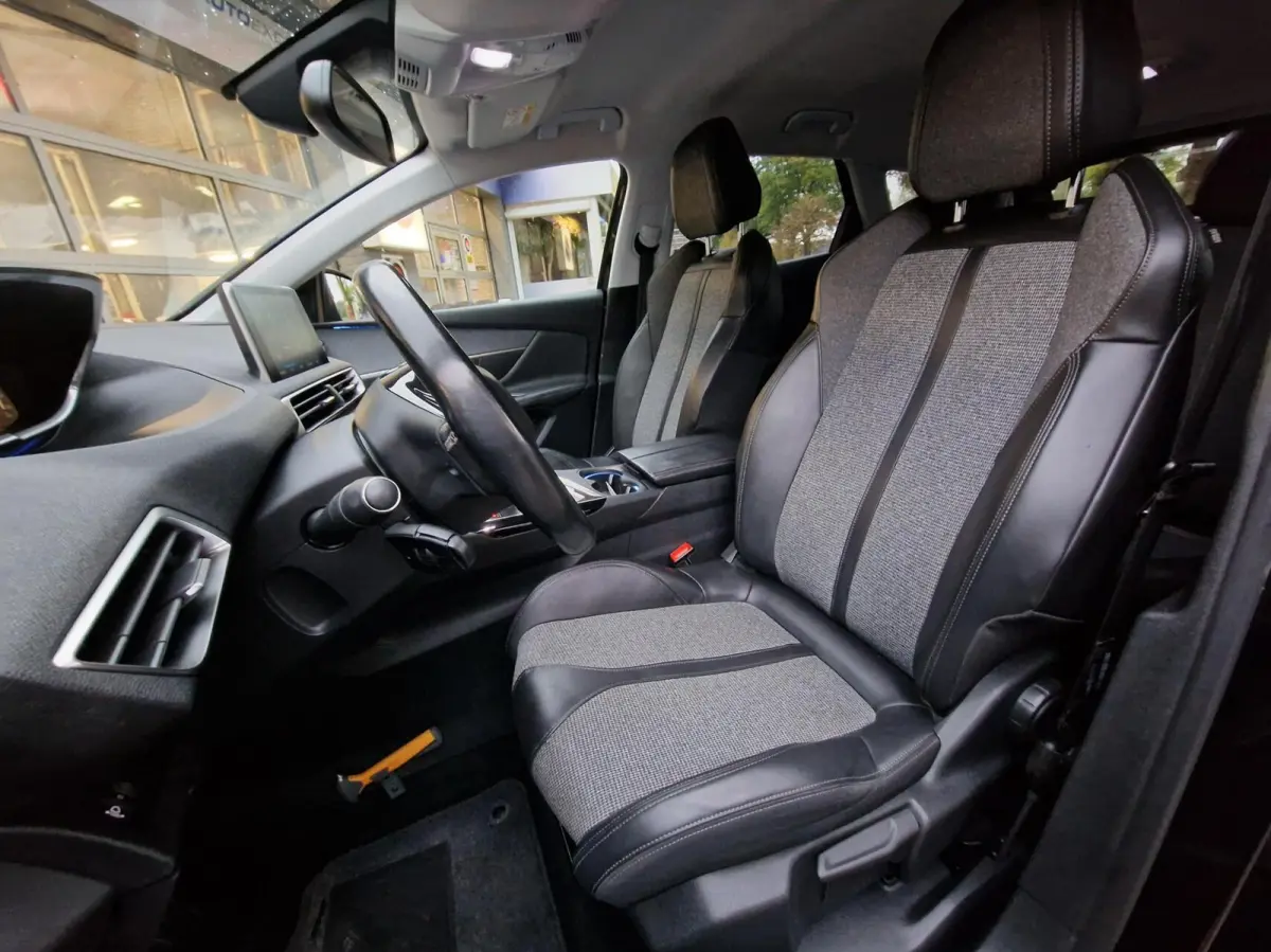 1.2 PureTech Allure|Clima|Trekhaak|Carplay|360 camera|19-inch|