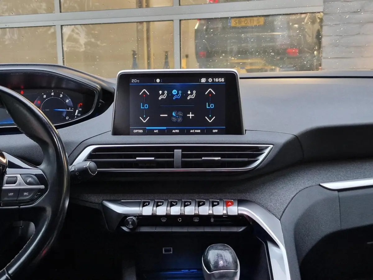 1.2 PureTech Allure|Clima|Trekhaak|Carplay|360 camera|19-inch|