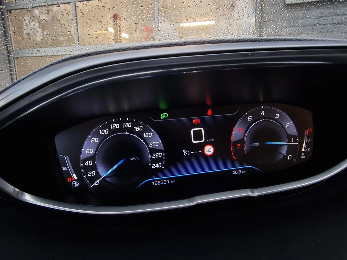 1.2 PureTech Allure|Clima|Trekhaak|Carplay|360 camera|19-inch|