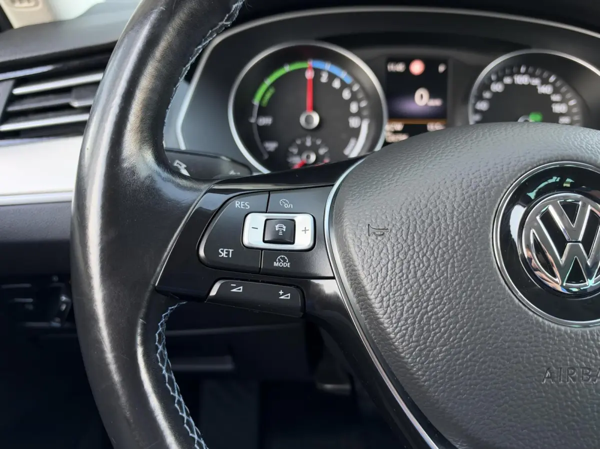 1.4 TSI GTE | Navigatie | Adaptive Cruise | LED | Stoelverwarming | Sensoren | Trekhaak