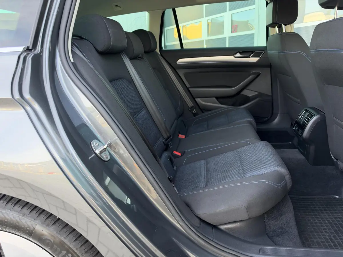 1.4 TSI GTE | Navigatie | Adaptive Cruise | LED | Stoelverwarming | Sensoren | Trekhaak