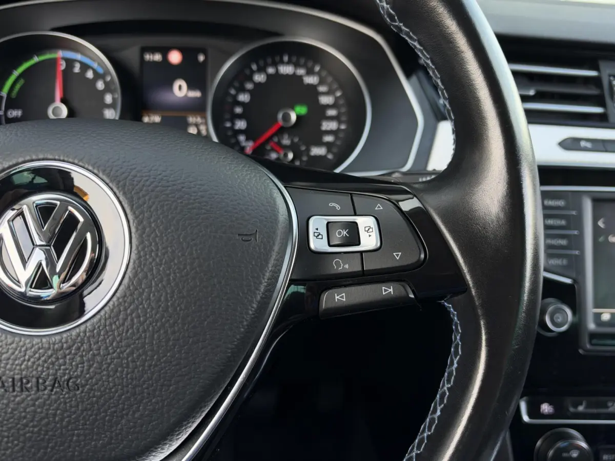 1.4 TSI GTE | Navigatie | Adaptive Cruise | LED | Stoelverwarming | Sensoren | Trekhaak