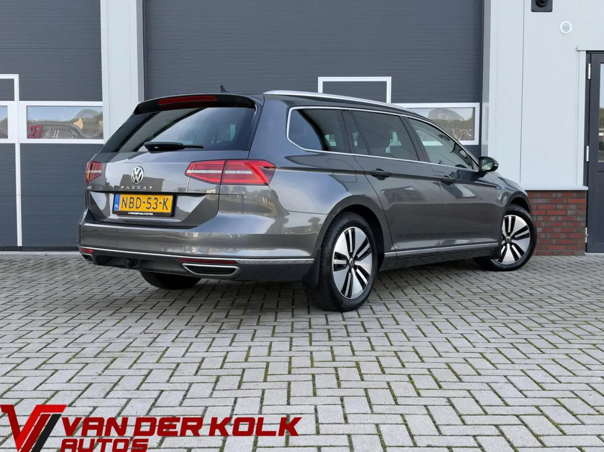 1.4 TSI GTE | Navigatie | Adaptive Cruise | LED | Stoelverwarming | Sensoren | Trekhaak