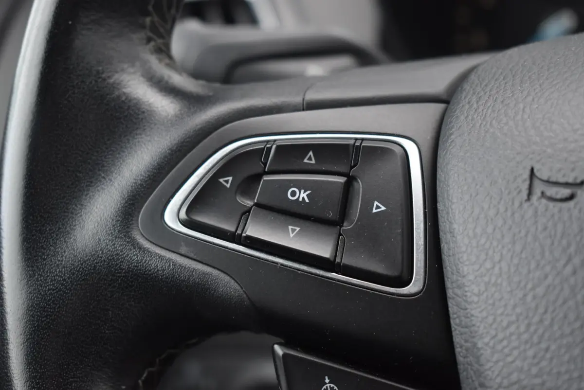 1.5 EcoBoost ST-Line | Climate Control | Cruise Control | Trekhaak | Parkeersensoren V + A | Navigatie | Voorruitverwarming | Elektrische Achterklep | Apple Carplay/ Android Auto |