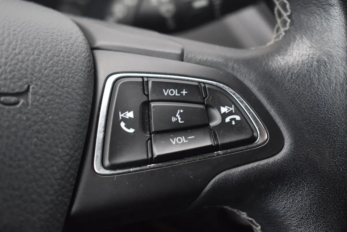 1.5 EcoBoost ST-Line | Climate Control | Cruise Control | Trekhaak | Parkeersensoren V + A | Navigatie | Voorruitverwarming | Elektrische Achterklep | Apple Carplay/ Android Auto |