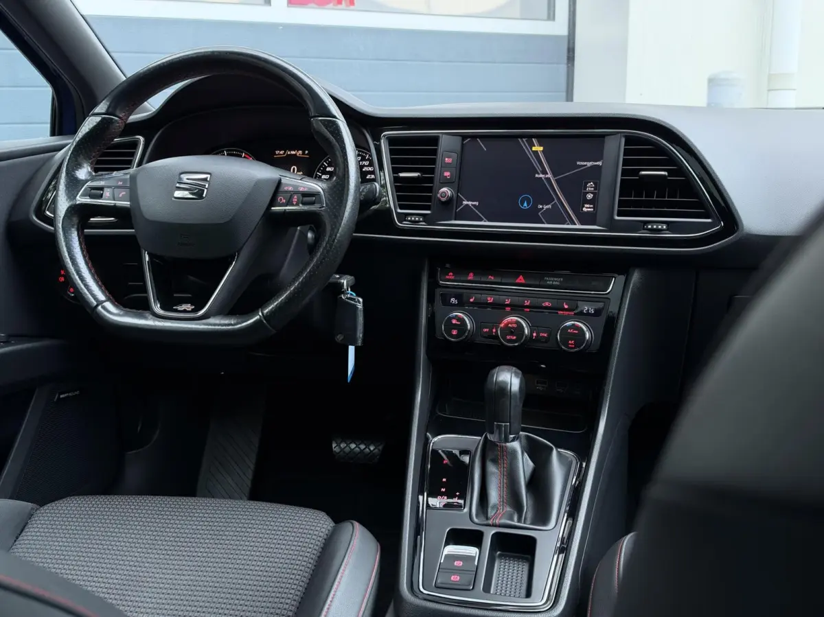 1.4 EcoTSI FR 150 PK | Panorama | LED | CarPlay | Navigatie | Cruise | Climate