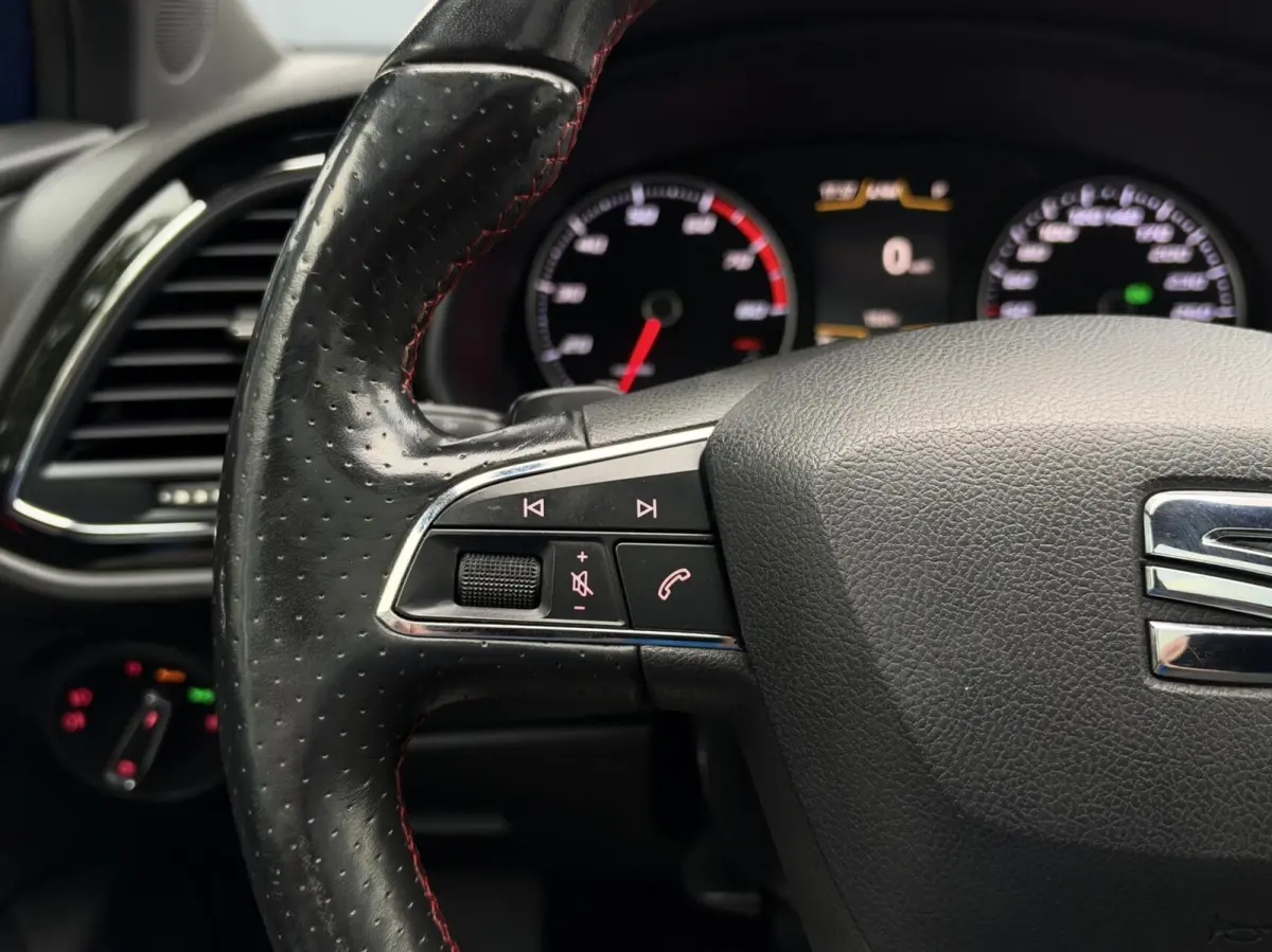 1.4 EcoTSI FR 150 PK | Panorama | LED | CarPlay | Navigatie | Cruise | Climate