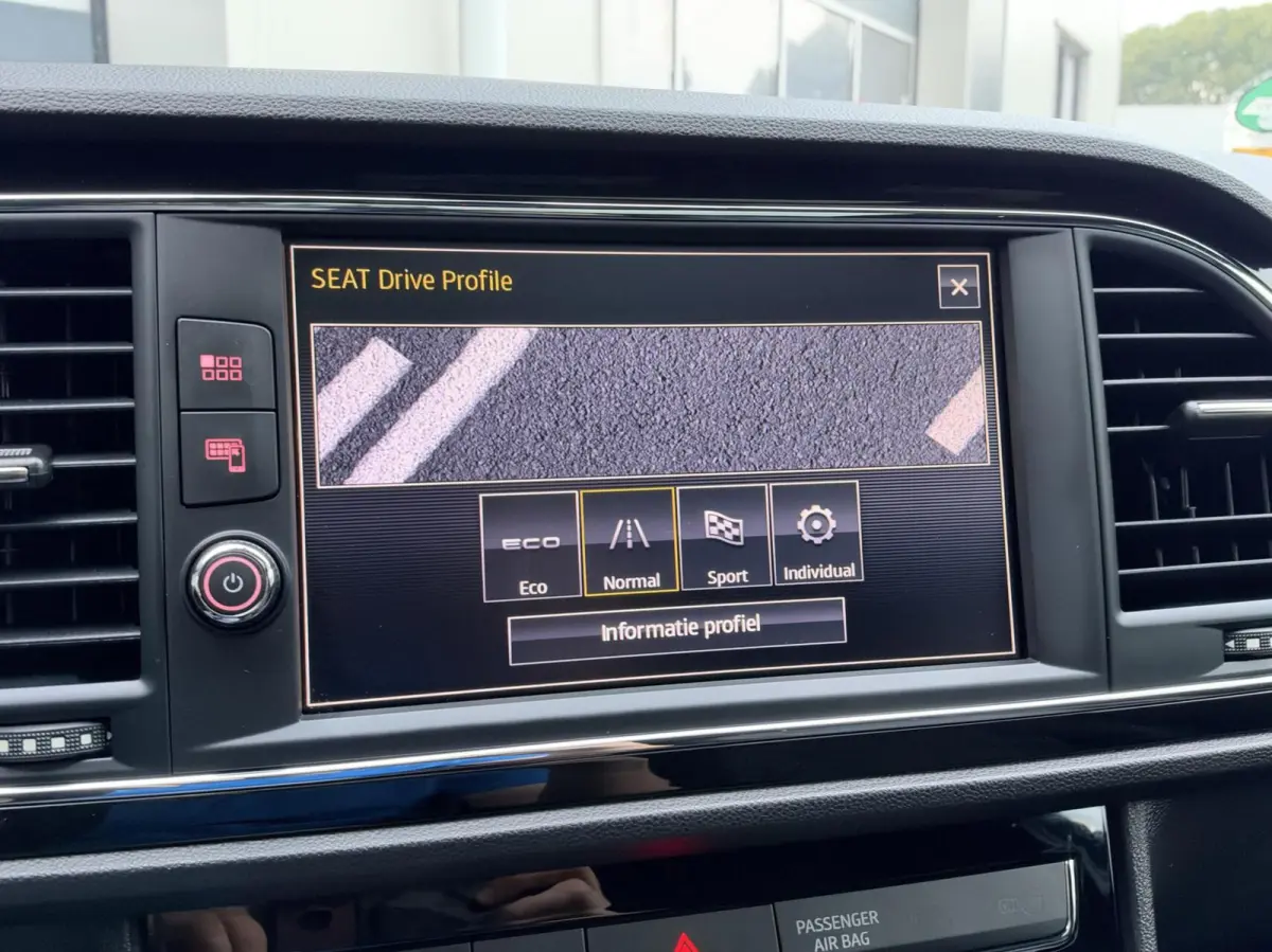 1.4 EcoTSI FR 150 PK | Panorama | LED | CarPlay | Navigatie | Cruise | Climate