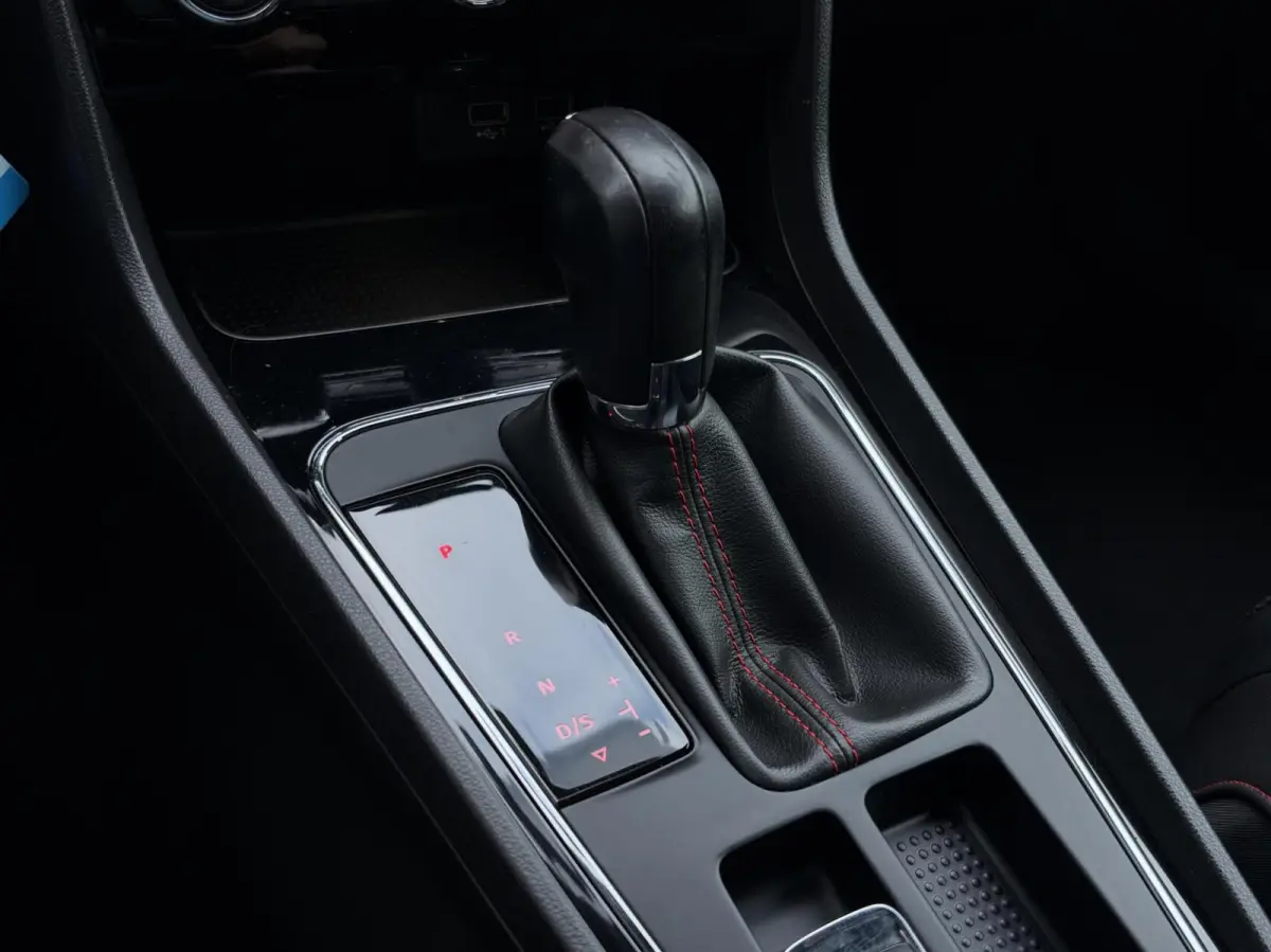 1.4 EcoTSI FR 150 PK | Panorama | LED | CarPlay | Navigatie | Cruise | Climate