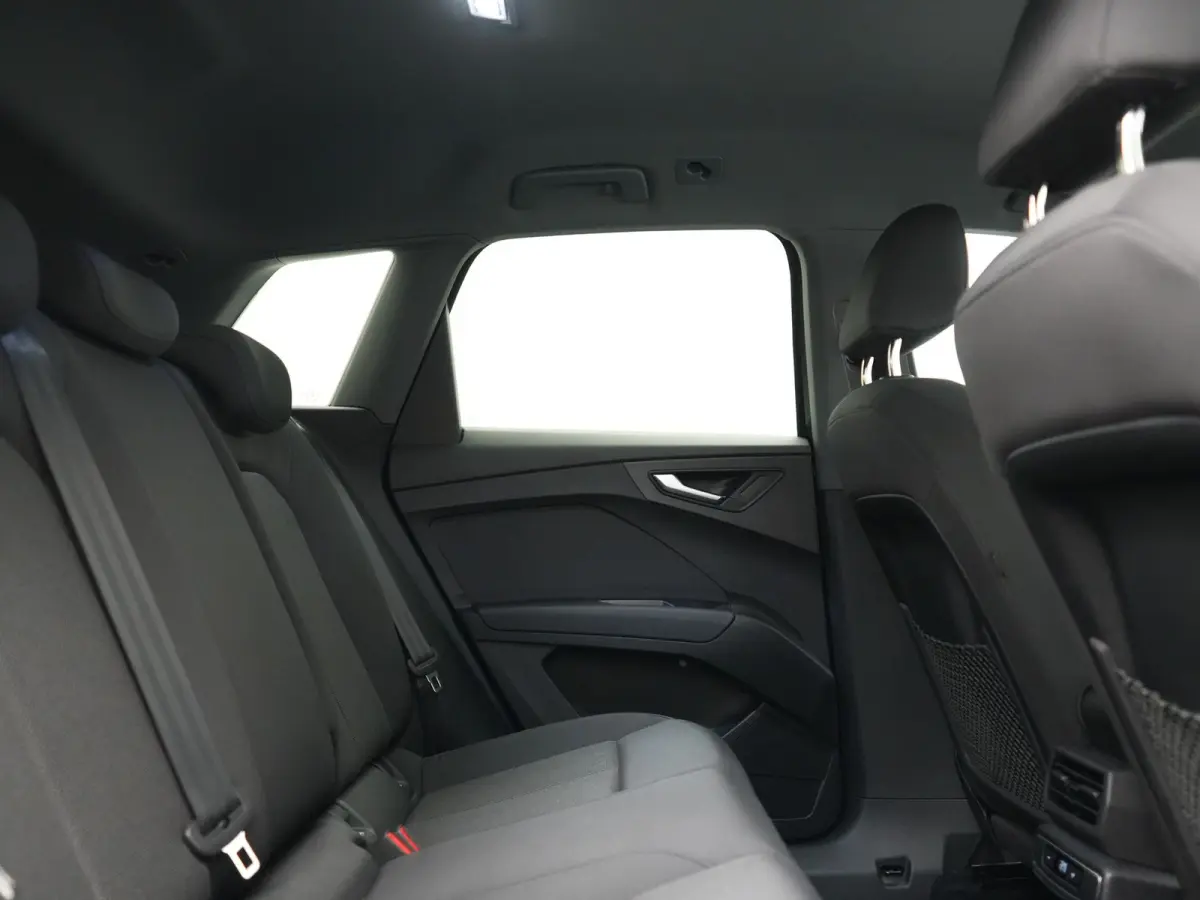 45 Quattro Advanced edition 77 kWh 265pk Dealer O.H. | Trekhaak Af Fabriek | Adaptive Cruise | Camera | Sportstoelen & Stuur Verwarmd | Keyless | Navigatie | DAB | Virtual | Lane Assist |