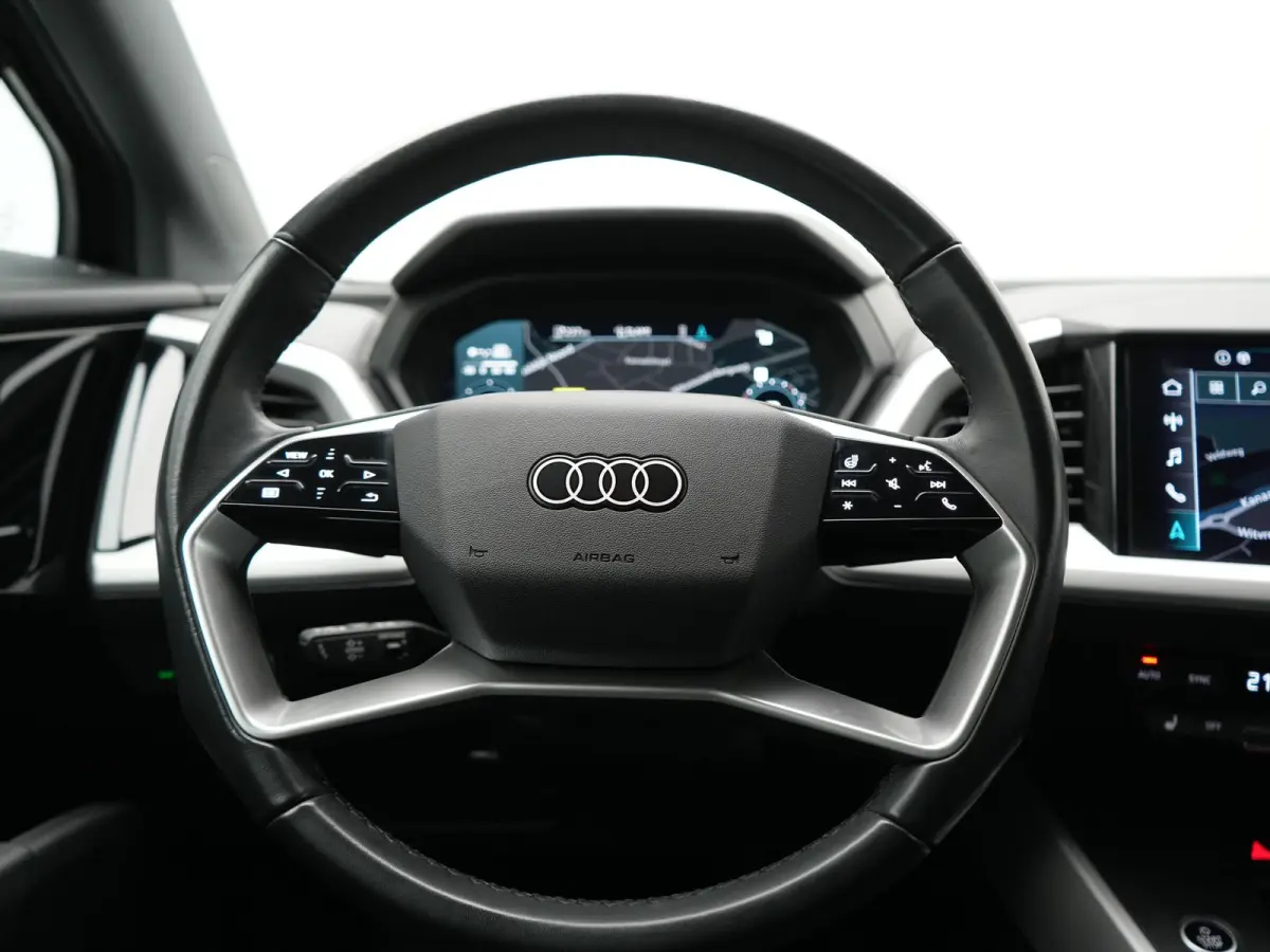 45 Quattro Advanced edition 77 kWh 265pk Dealer O.H. | SOH 97,9% | Trekhaak Af Fabriek | Adaptive Cruise | Camera | Sportstoelen & Stuur Verwarmd | Keyless | Navigatie | DAB | Virtual | Lane