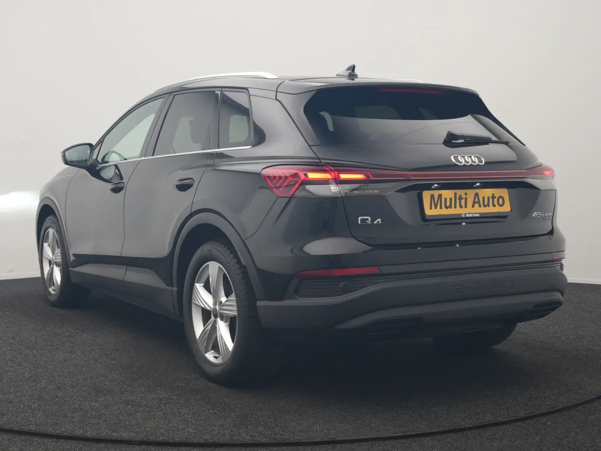 45 Quattro Advanced edition 77 kWh 265pk Dealer O.H. | SOH 97,9% | Trekhaak Af Fabriek | Adaptive Cruise | Camera | Sportstoelen & Stuur Verwarmd | Keyless | Navigatie | DAB | Virtual | Lane