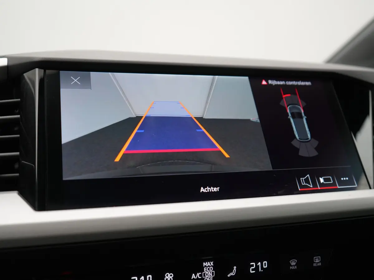 45 Quattro Advanced edition 77 kWh 265pk Dealer O.H. | SOH 97,9% | Trekhaak Af Fabriek | Adaptive Cruise | Camera | Sportstoelen & Stuur Verwarmd | Keyless | Navigatie | DAB | Virtual | Lane