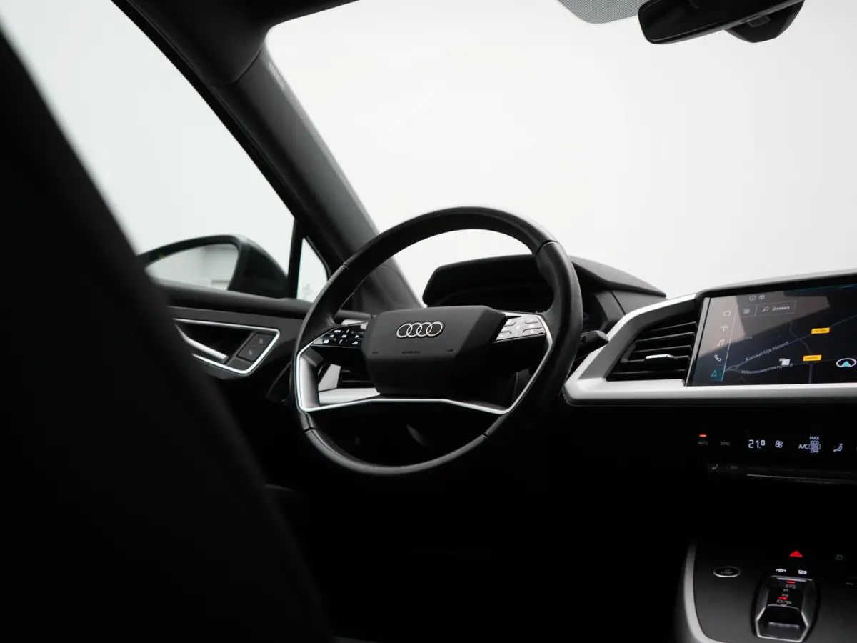 45 Quattro Advanced edition 77 kWh 265pk Dealer O.H. | SOH 97,9% | Trekhaak Af Fabriek | Adaptive Cruise | Camera | Sportstoelen & Stuur Verwarmd | Keyless | Navigatie | DAB | Virtual | Lane