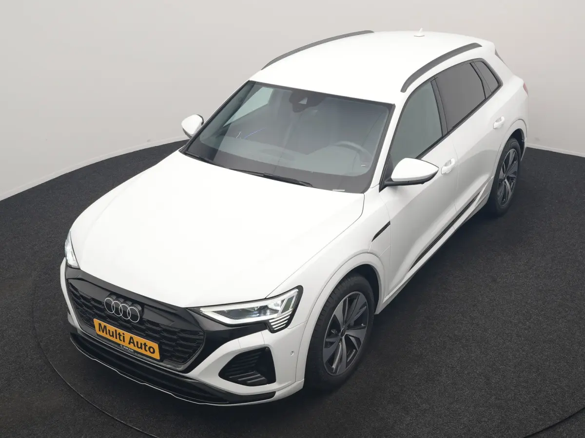55 Quattro S Line 115 kWh 408pk Dealer O.H. | Adaptive Cruise | Matrix LED | 360 Camera | Bang & Olufsen | Alcantara Sportstoelen Memory & Verwarmd | Sfeerverlichting | Keyless | BLIS | Navi