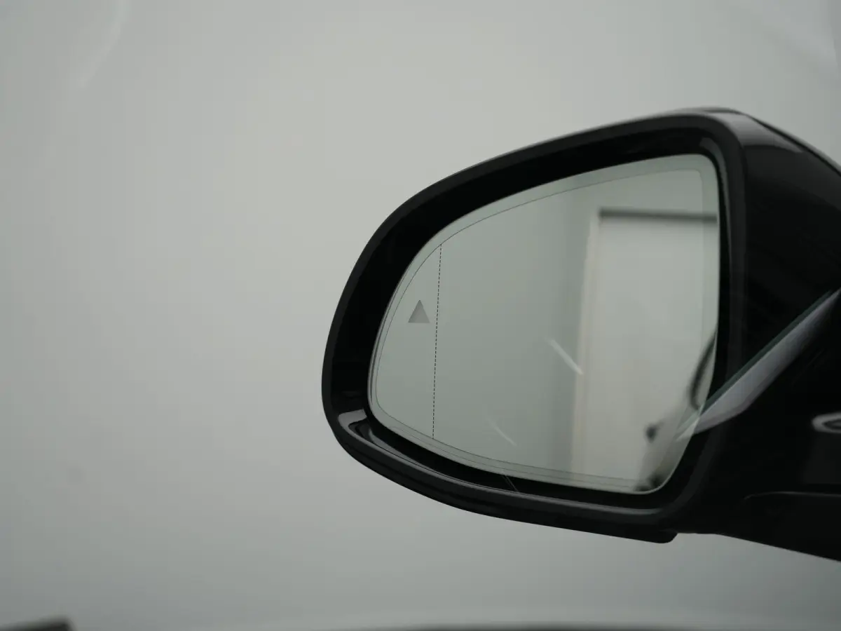xDrive30e M Sport PHEV 293pk Dealer O.H. | Trekhaak Af Fabriek | Panodak | Adaptive Cruise | 360 Camera | Harman / Kardon | Lederen Sportstoelen Memory & Verwarmd | BLIS | Keyless | Sfeerver