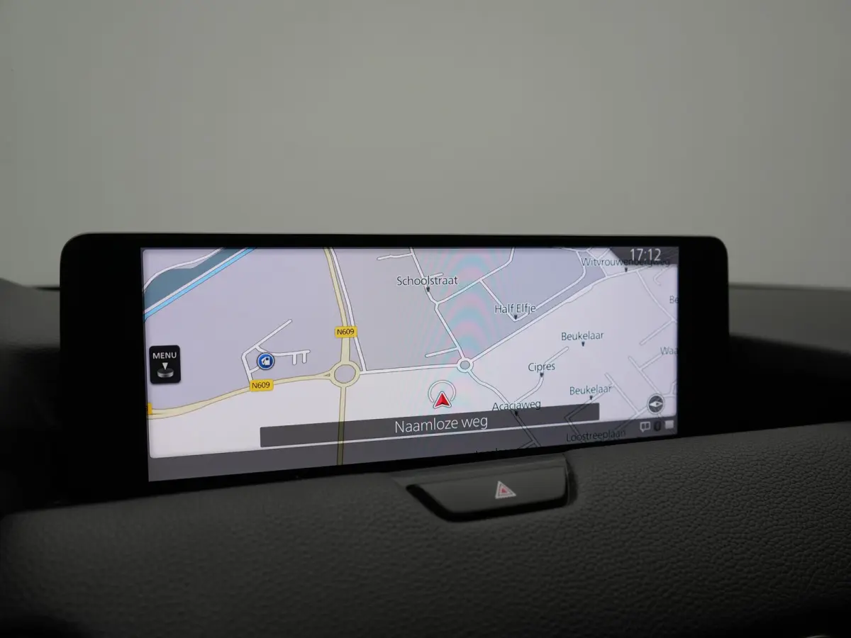 2.5 e-SkyActiv PHEV Homura 327pk Dealer O.H. | SOH 89,9% | Trekhaak Af Fabriek | Adaptive Cruise | Head Up | Camera | Lederen Sportstoelen & Stuur Verwarmd | BLIS | Keyless | Apple Carplay |