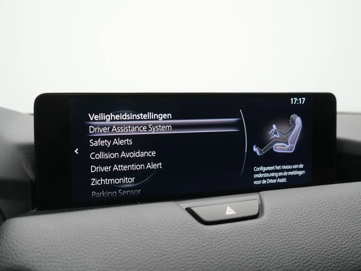 2.5 e-SkyActiv PHEV Homura 327pk Dealer O.H. | SOH 89,9% | Trekhaak Af Fabriek | Adaptive Cruise | Head Up | Camera | Lederen Sportstoelen & Stuur Verwarmd | BLIS | Keyless | Apple Carplay |