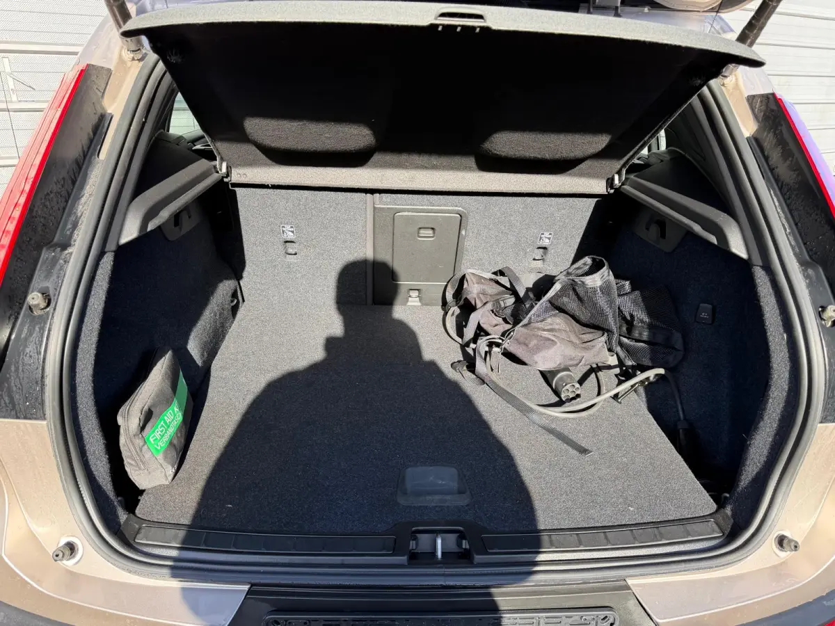 T5 262PK Core Bright | Park Assist Pack | Elektr. achterklep | Keyless entry