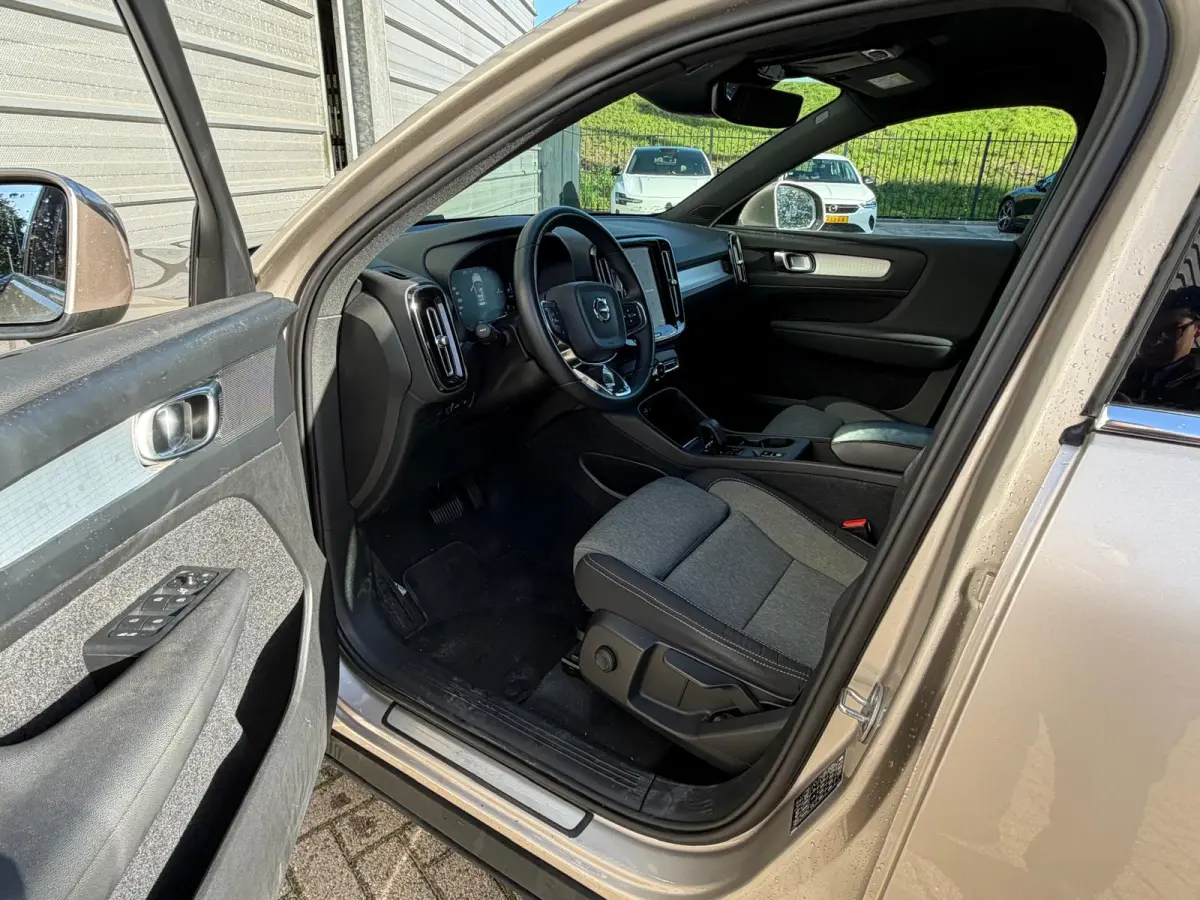 T5 262PK Core Bright | Park Assist Pack | Elektr. achterklep | Keyless entry