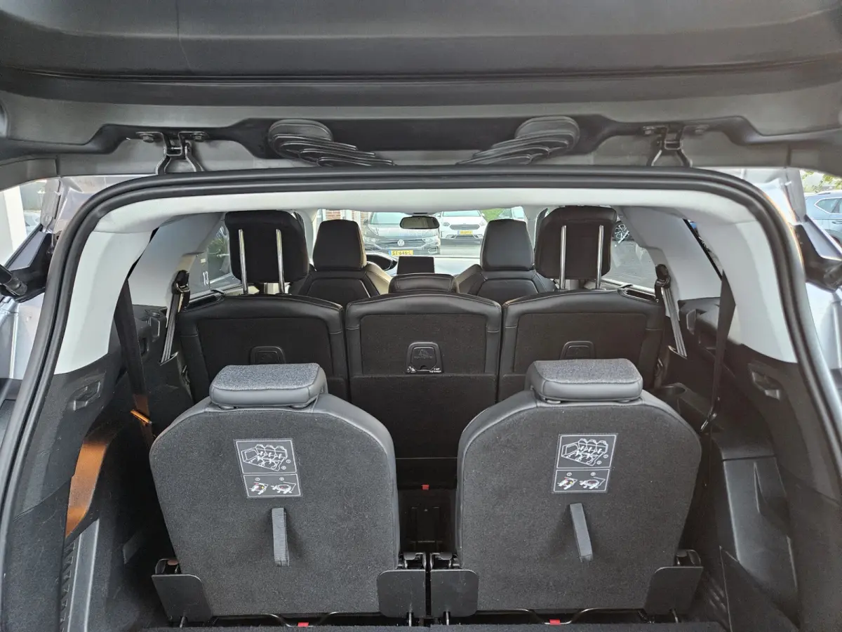 1.2 PureTech Crossway 7-Zitplaatsen! Camera! Carplay! Airco! Navigatie! Cruise Control! Nette Auto!