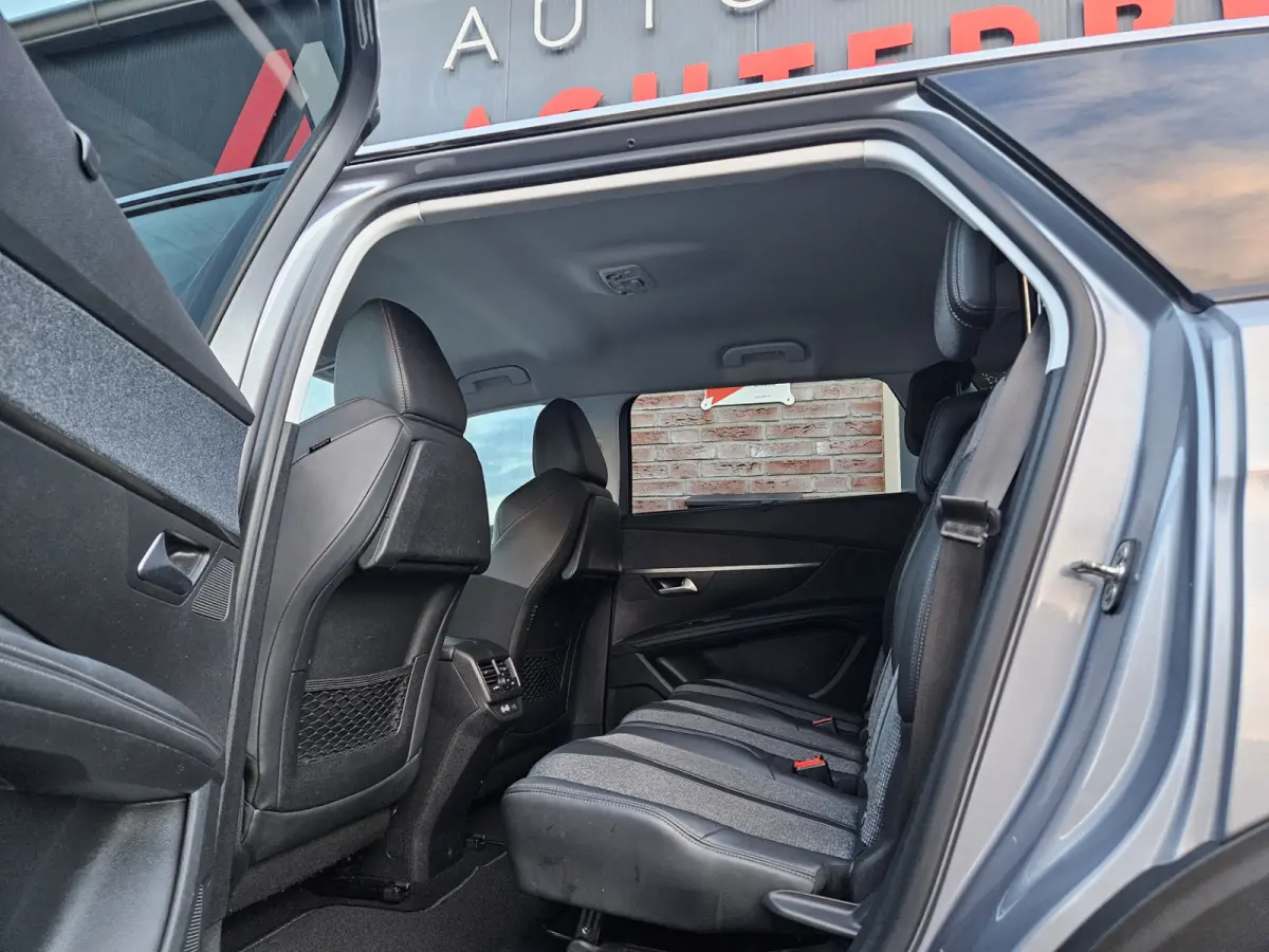 1.2 PureTech Crossway 7-Zitplaatsen! Camera! Carplay! Airco! Navigatie! Cruise Control! Nette Auto!
