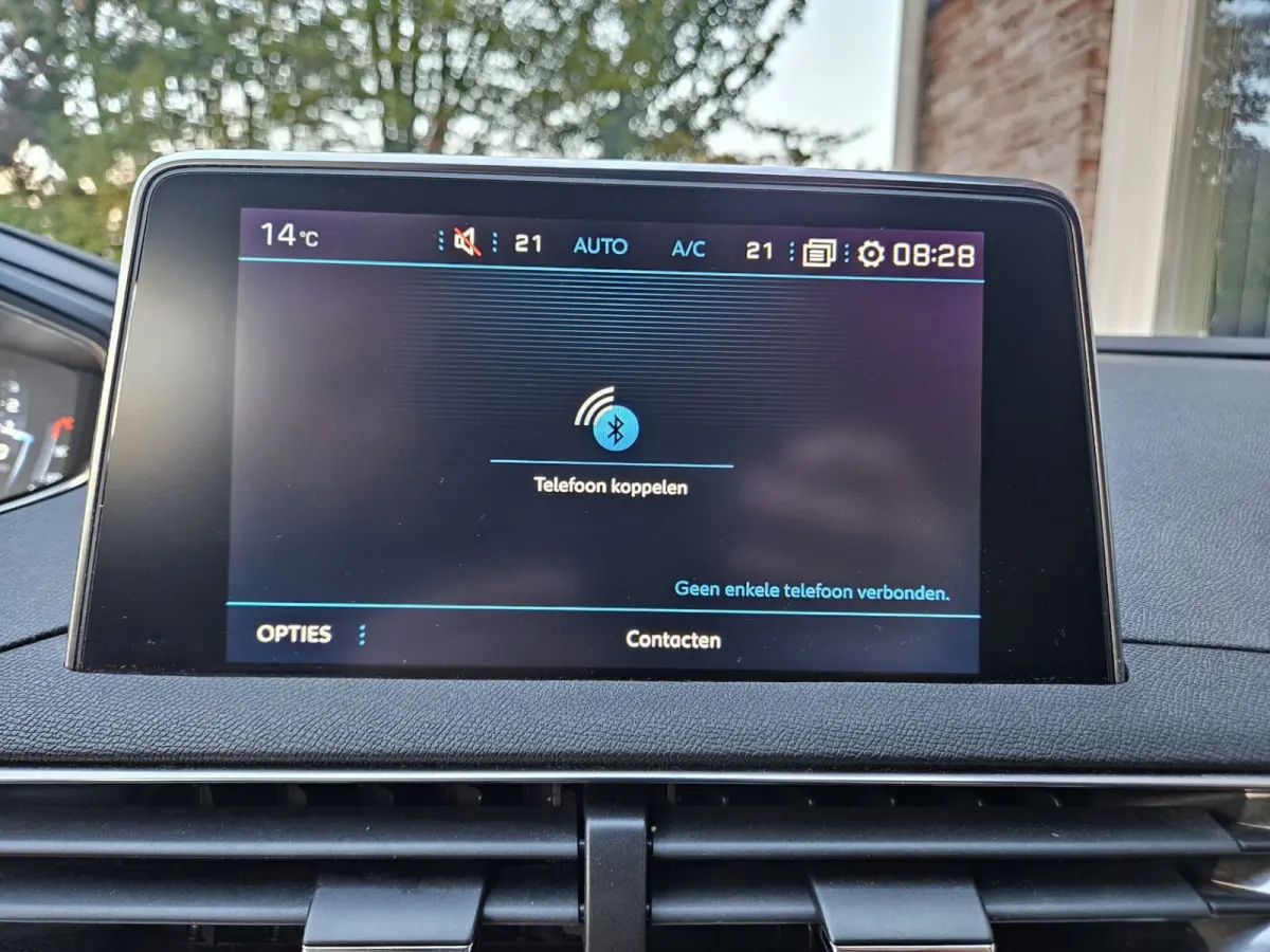 1.2 PureTech Crossway 7-Zitplaatsen! Camera! Carplay! Airco! Navigatie! Cruise Control! Nette Auto!