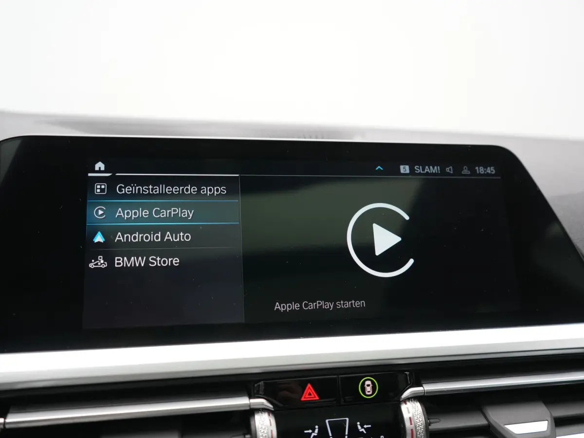 330e M Sport PHEV 293pk Dealer O.H. | SOH 89,2% | Panodak | Head Up | Adaptive Cruise | 360 Camera | Adaptief Onderstel | Laser LED | Alcantara Sportstoelen Memory & Verwarmd | Sfeerverlicht
