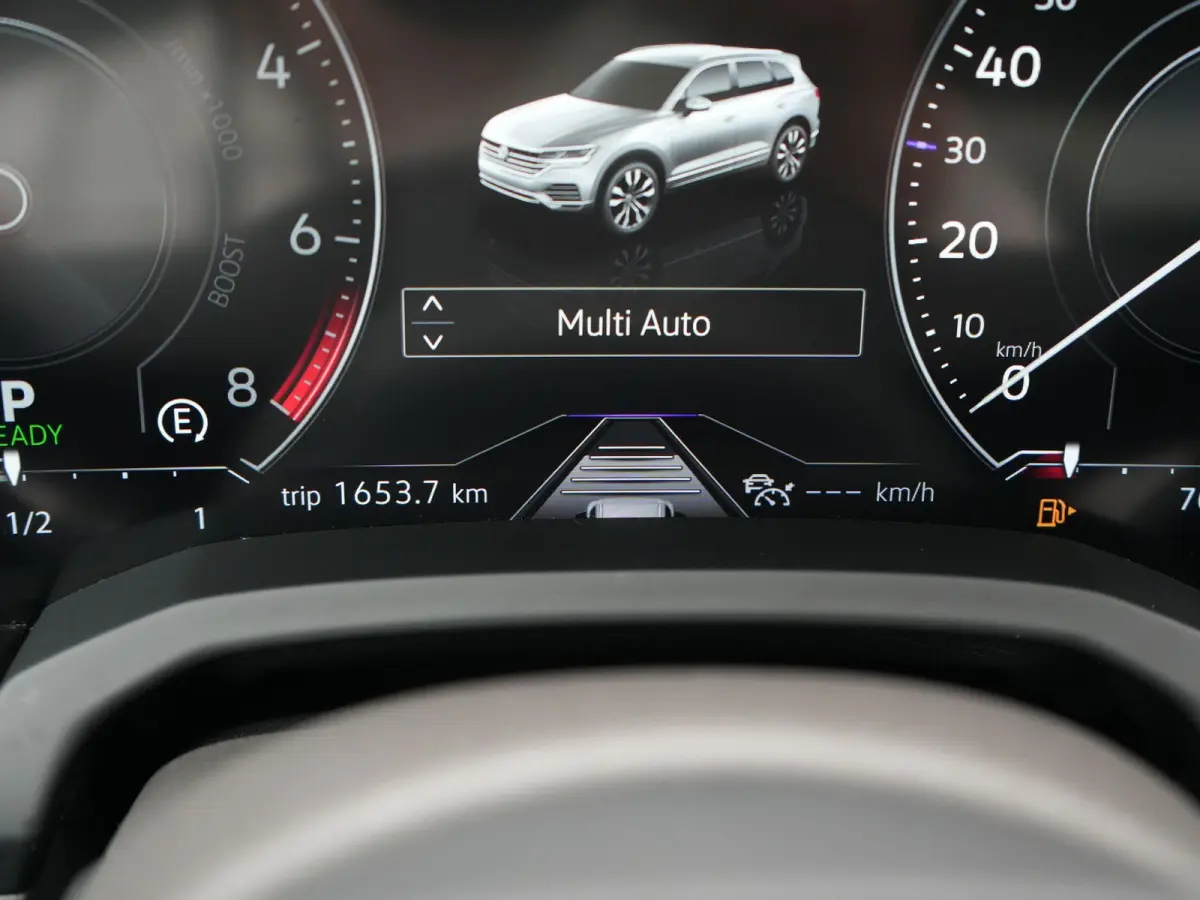 3.0 TSi eHybrid 4MOTION PHEV 381pk Dealer O.H. | SOH 91,3% | Trekhaak Af Fabriek | Luchtvering | Panodak | Adaptive Cruise | Dynaudio | 360 Camera | Head Up | Lederen Comfortstoelen Memory &
