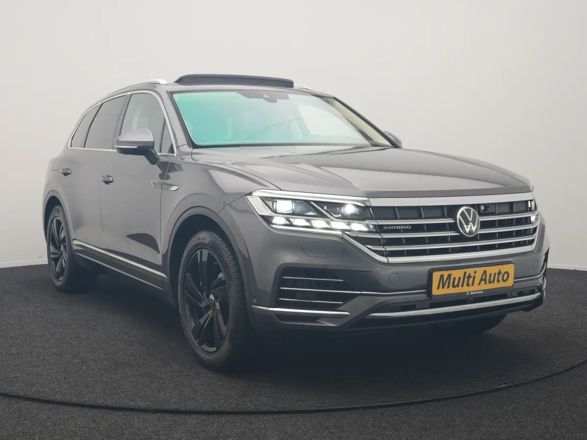 3.0 TSi eHybrid 4MOTION PHEV 381pk Dealer O.H. | SOH 91,3% | Trekhaak Af Fabriek | Luchtvering | Panodak | Adaptive Cruise | Dynaudio | 360 Camera | Head Up | Lederen Comfortstoelen Memory &