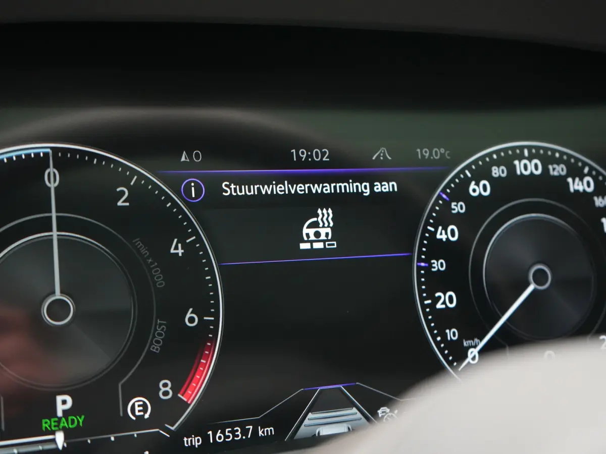 3.0 TSi eHybrid 4MOTION PHEV 381pk Dealer O.H. | SOH 91,3% | Trekhaak Af Fabriek | Luchtvering | Panodak | Adaptive Cruise | Dynaudio | 360 Camera | Head Up | Lederen Comfortstoelen Memory &