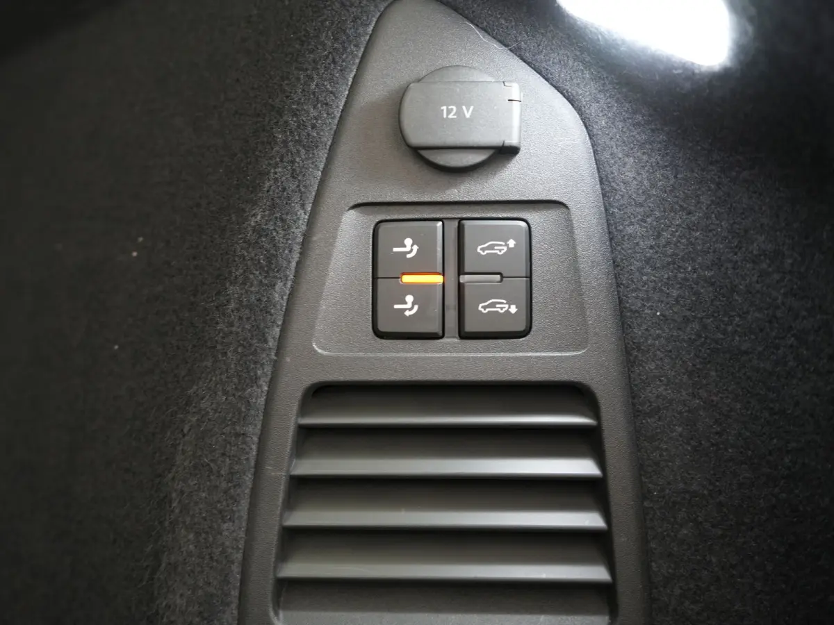 3.0 TSi eHybrid 4MOTION PHEV 381pk Dealer O.H. | SOH 91,3% | Trekhaak Af Fabriek | Luchtvering | Panodak | Adaptive Cruise | Dynaudio | 360 Camera | Head Up | Lederen Comfortstoelen Memory &