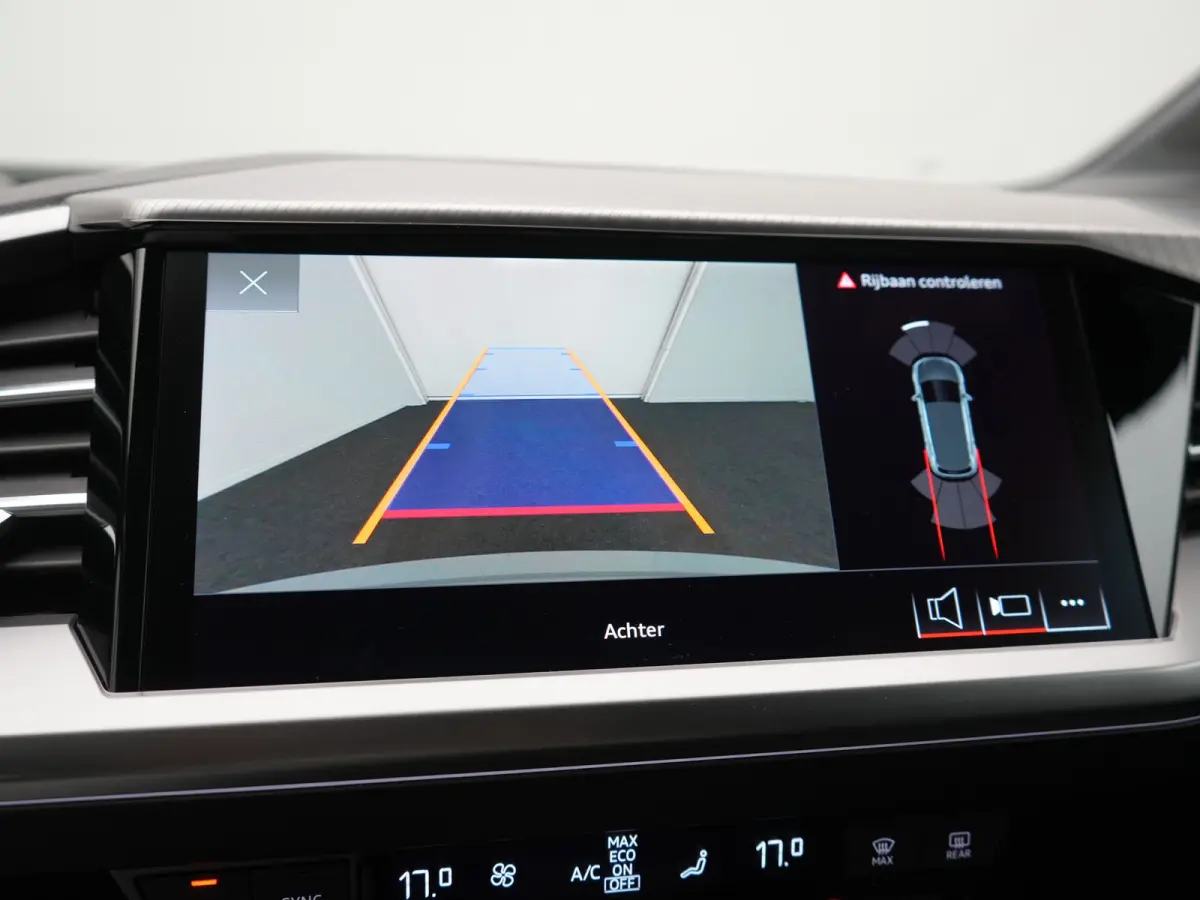 40 Edition 77 kWh 204pk Dealer O.H. | Adaptive Cruise | Head Up | Camera | Sportstoelen Memory & Verwarmd | Stuur Verwarmd | Apple Carplay | Navigatie | DAB | 19"L.M |