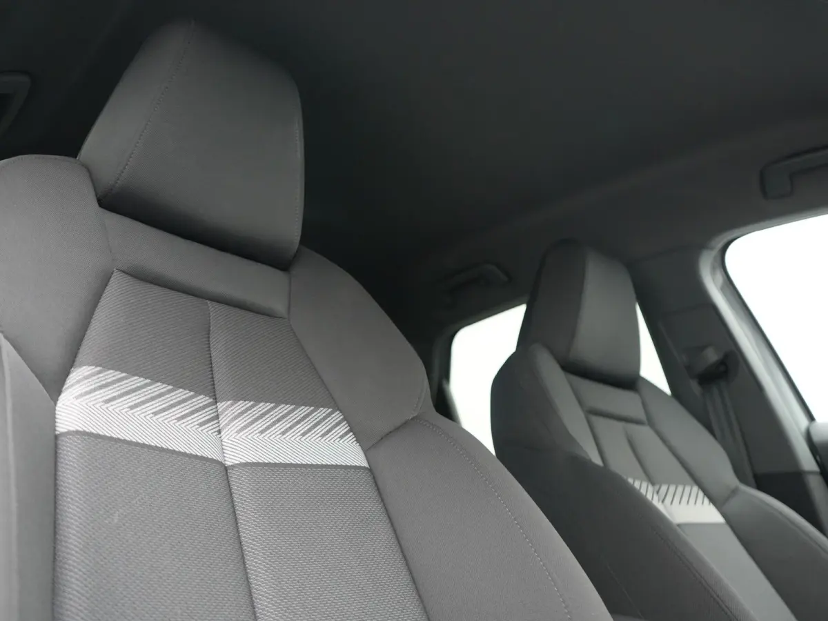 40 Edition 77 kWh 204pk Dealer O.H. | SOH 95,7% | Adaptive Cruise | Head Up | Camera | Sportstoelen Memory & Verwarmd | Stuur Verwarmd | Apple Carplay | Navigatie | DAB | 19"L.M |