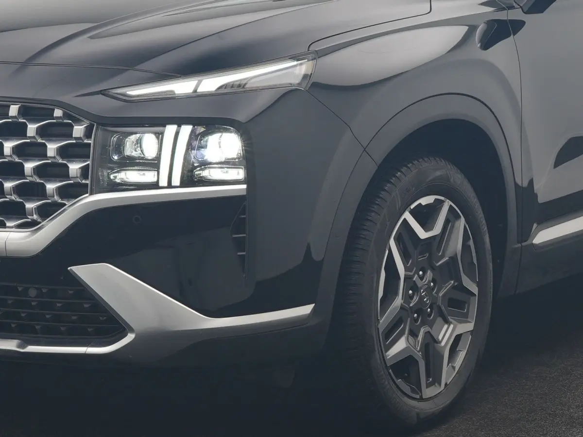 1.6 T-GDI PHEV Premium Sky 7 Persoons 266pk Dealer O.H. | SOH 97,1% | Trekhaak Af Fabriek | Panodak | Adaptive Cruise | Head Up | 360 Camera | Lederen Sportstoelen Memory & Ventilatie | BLIS