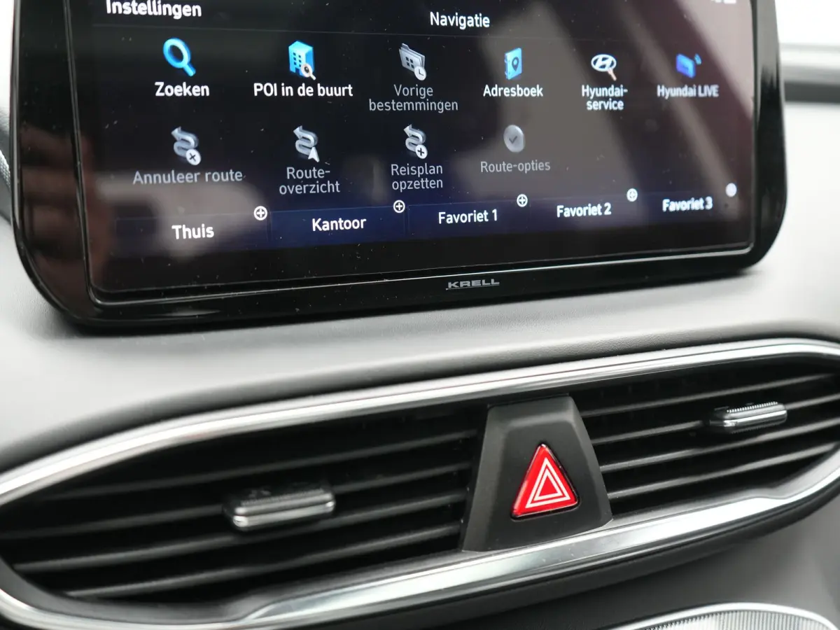 1.6 T-GDI PHEV Premium Sky 7 Persoons 266pk Dealer O.H. | SOH 97,1% | Trekhaak Af Fabriek | Panodak | Adaptive Cruise | Head Up | 360 Camera | Lederen Sportstoelen Memory & Ventilatie | BLIS