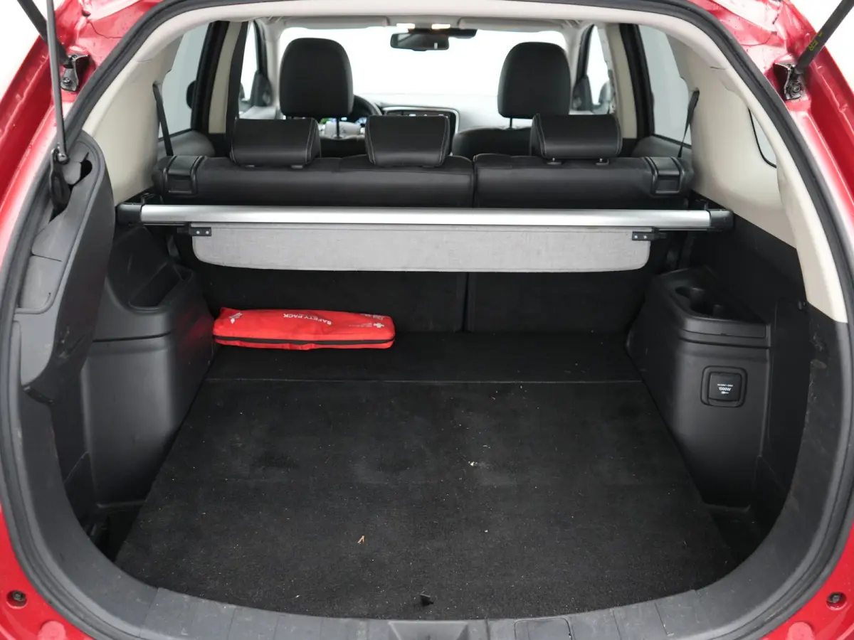 2.4 PHEV Intense 225pk Dealer O.H. | Adaptive Cruise | 360 Camera | Alcantara Sportstoelen Verwarmd | BLIS | Keyless | Stuur Verwarmd | Apple Carplay | DAB | Plug In Hybrid |