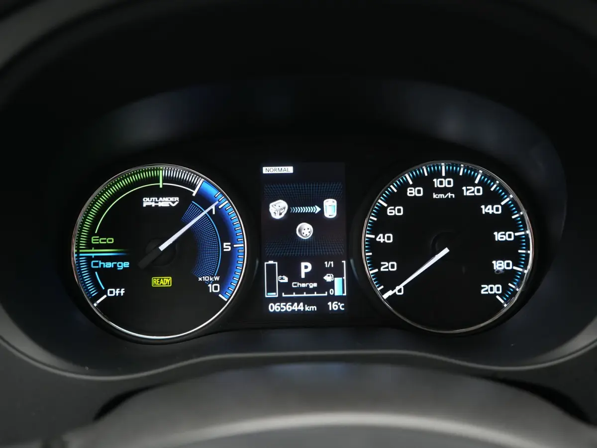 2.4 PHEV Intense 225pk Dealer O.H. | Adaptive Cruise | 360 Camera | Alcantara Sportstoelen Verwarmd | BLIS | Keyless | Stuur Verwarmd | Apple Carplay | DAB | Plug In Hybrid |